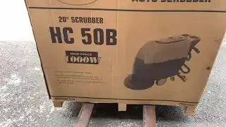 Giao máy chà sàn nhà xưởng HiClean HC50B dùng bình cho công ty dược phẩm US PHARMA USA