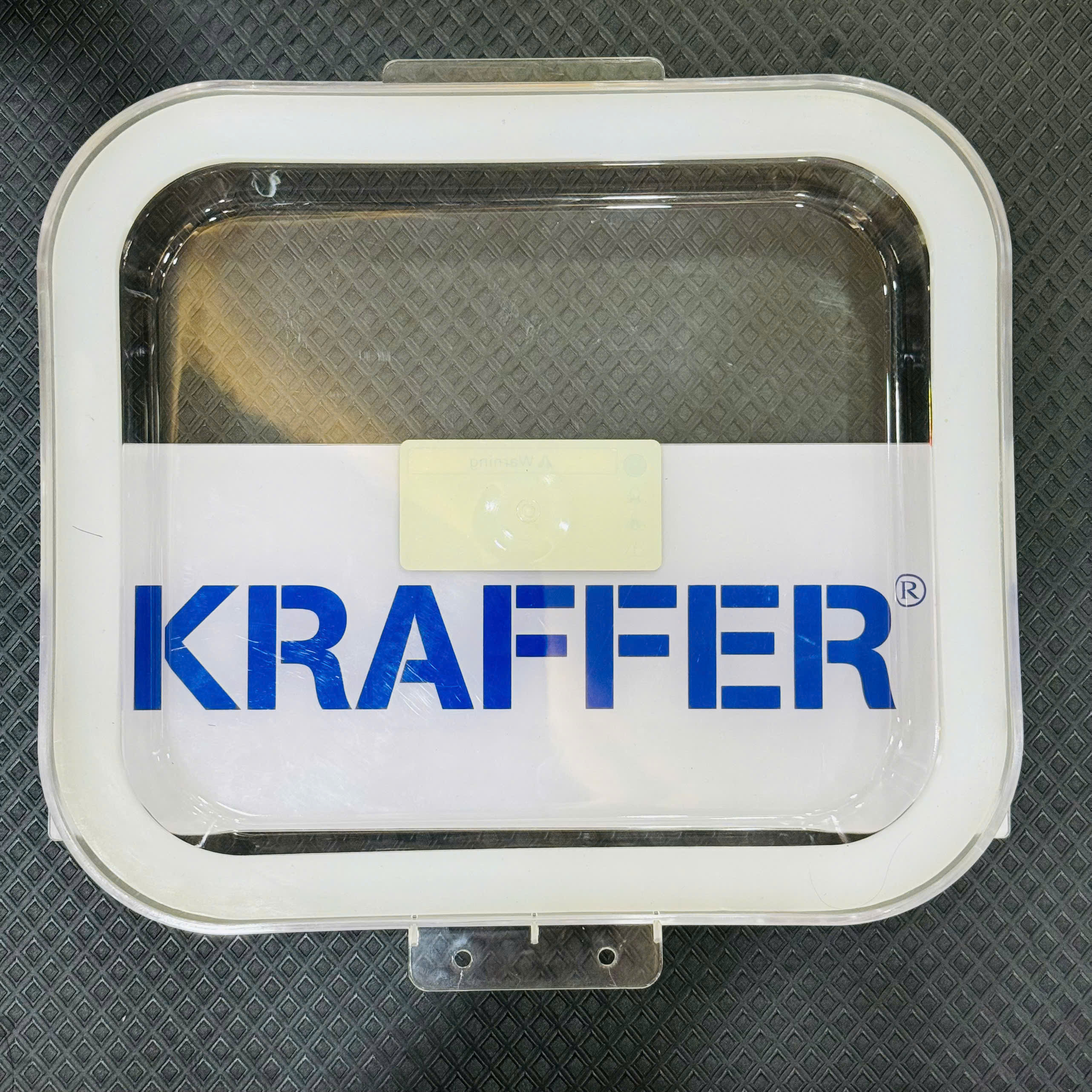 Phụ tùng máy chà sàn GM50: Nắp thùng nước