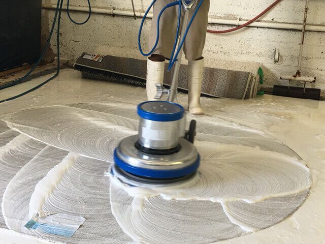 dau-tu-may-cha-san-nha-xuong