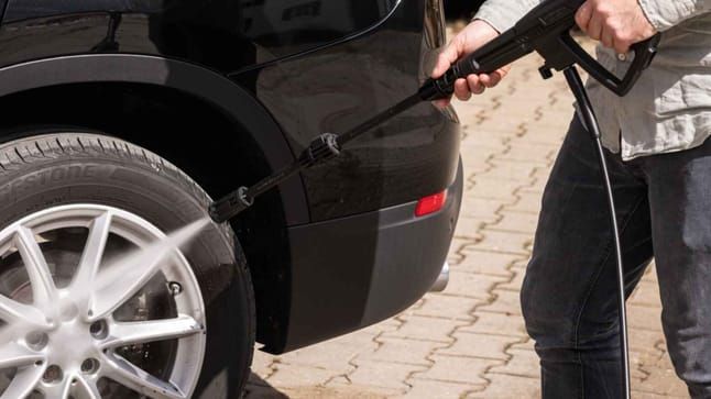 may-rua-xe-ap-luc-cao